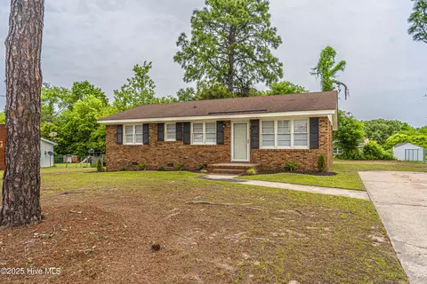 137 Pinecrest Trl, Rockingham, NC 28379