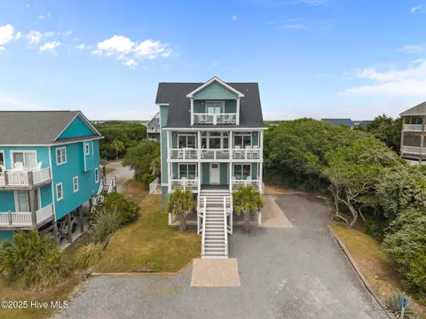 6 Bottlenose Blvd, North Topsail Beach, NC 28460