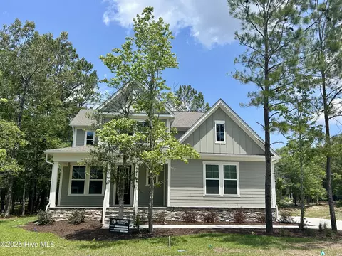 778 Hollybriar Loop Rd SE, Bolivia, NC 28422