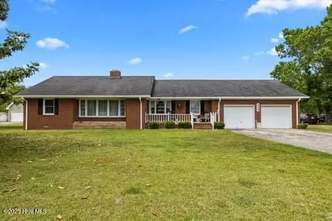 117 Arthur Rd, Beaufort, NC 28516