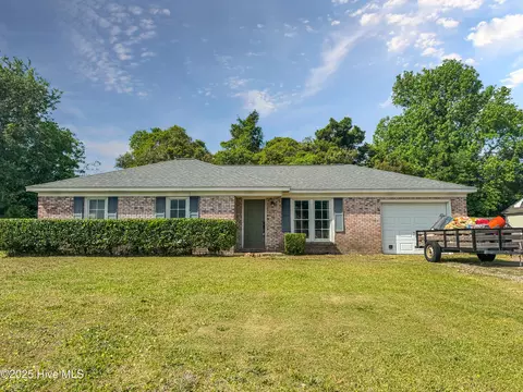 4646 Norwich Rd, Wilmington, NC 28405