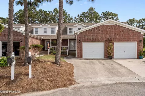 9304 Long Putt Ct, Wilmington, NC 28412