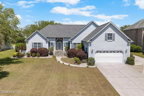 102 Lookout Rdg, Cedar Point, NC 28584