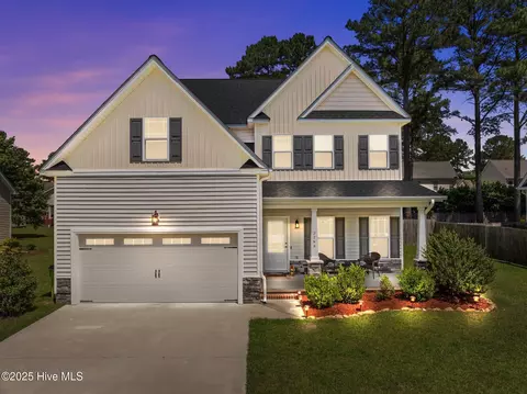 2266 Franklin Dr, Winterville, NC 28590
