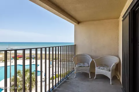 1505 Salter Path Rd #409, Indian Beach, NC 28512