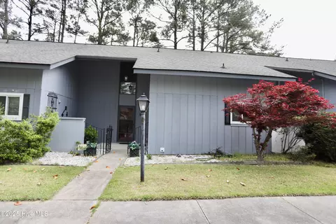 2 Foxhill Ct #B3, Foxfire Village, NC 27281
