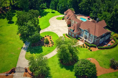 103 Brigadoon Ct, New Bern, NC 28562