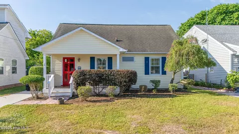 1524 Ann St, Beaufort, NC 28516