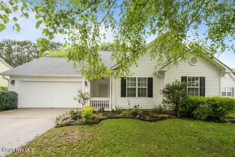 109 Chestnut Ct, Jacksonville, NC 28546