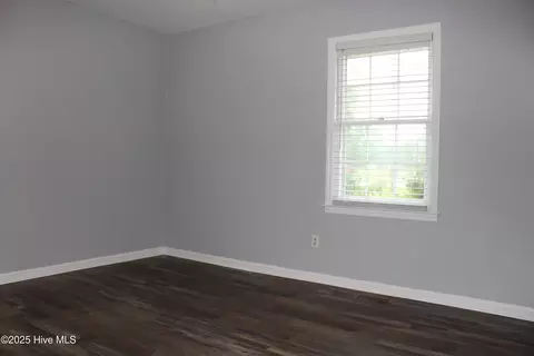 Bedroom - 118 Turtle Shell Rd, Richlands, NC 28574 photo 1 of 1