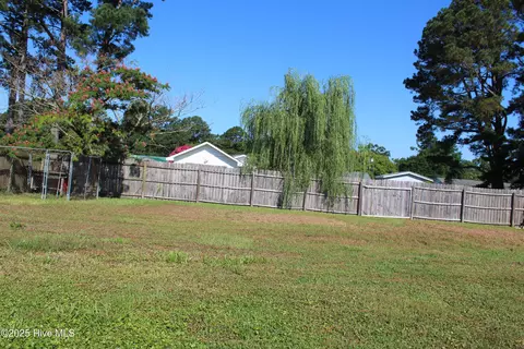 Exterior - 118 Turtle Shell Rd, Richlands, NC 28574 photo 4 of 4