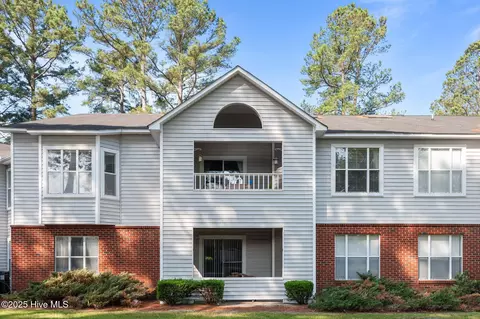 3310 Mulberry Ln #F, Greenville, NC 27858