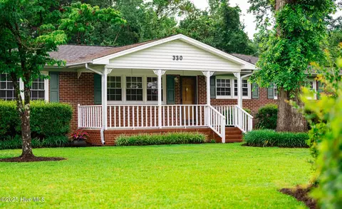 330 Breckenridge Dr, Wilmington, NC 28412