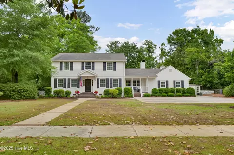 1218 Country Club Rd, Wilmington, NC 28403