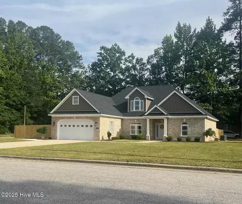 4001 Newby Rd, Rocky Mount, NC 27804