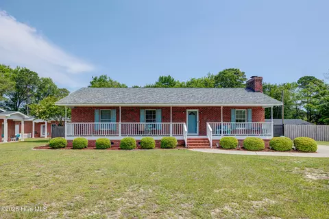 138 Cherokee Trl, Wilmington, NC 28409