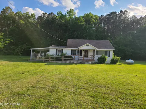 113 Publo Rd, South Mills, NC 27976