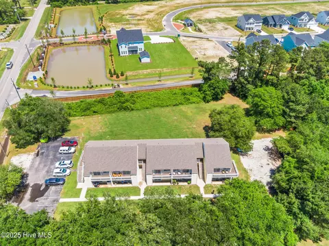 2036 Sloop Point Loop Road Apt A6 A4 A3 A2 Rd #A6, A4, A3, A2, Hampstead, NC 28443 photo 8