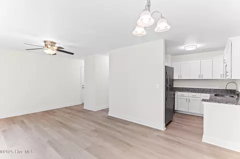 2036 Sloop Point Loop Road Apt A6 A4 A3 A2 Rd #A6, A4, A3, A2, Hampstead, NC 28443 photo 14