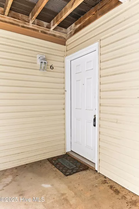 2036 Sloop Point Loop Road Apt A6 A4 A3 A2 Rd #A6, A4, A3, A2, Hampstead, NC 28443 photo 5