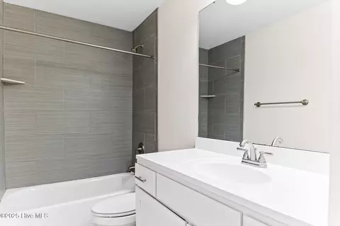 2036 Sloop Point Loop Road Apt A6 A4 A3 A2 Rd #A6, A4, A3, A2, Hampstead, NC 28443 photo 17