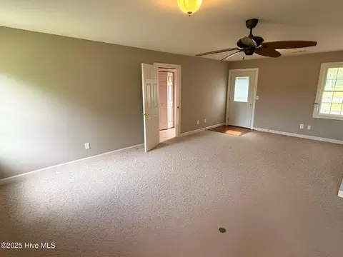Living - 17 Wheat Patch Rd, Belhaven, NC 27810 photo 5 of 5