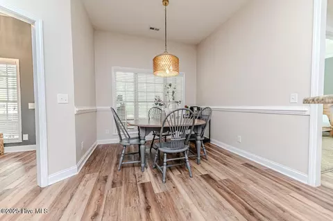 Dining - 140 Leesville Loop, Aberdeen, NC 28315 photo 5 of 9