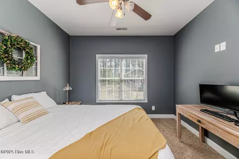 Bedroom - 140 Leesville Loop, Aberdeen, NC 28315 photo 4 of 7
