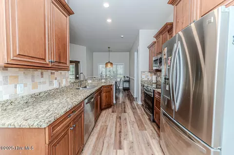 Kitchen - 140 Leesville Loop, Aberdeen, NC 28315 photo 6 of 7