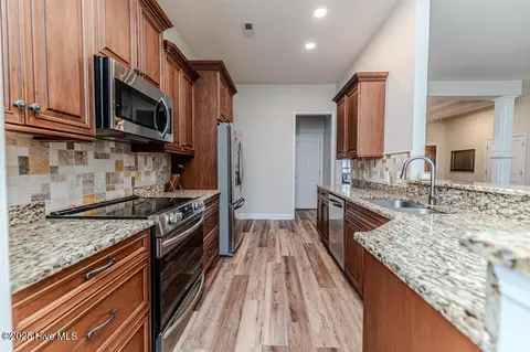 Kitchen - 140 Leesville Loop, Aberdeen, NC 28315 photo 1 of 7