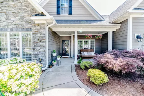 Exterior - 140 Leesville Loop, Aberdeen, NC 28315 photo 2 of 10