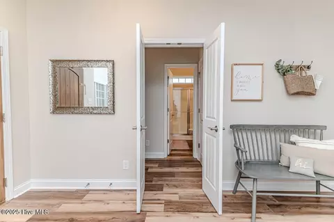 Entry Way - 140 Leesville Loop, Aberdeen, NC 28315 photo 4 of 5