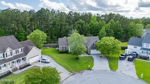 406 Windham Ct, Jacksonville, NC 28540