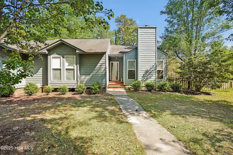 102 Sandybrook Rd, Wilmington, NC 28411