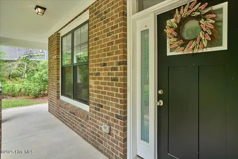 Exterior - 11 Bedford Cir, Pinehurst, NC 28374 photo 4 of 15
