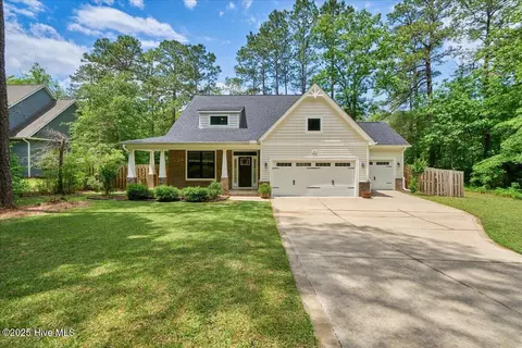 Exterior - 11 Bedford Cir, Pinehurst, NC 28374 photo 1 of 15