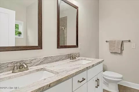 Bath - 11 Bedford Cir, Pinehurst, NC 28374 photo 1 of 8