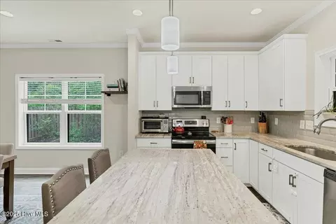 Kitchen - 11 Bedford Cir, Pinehurst, NC 28374 photo 5 of 7