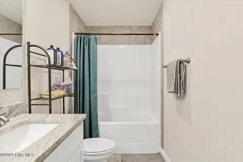 Bath - 11 Bedford Cir, Pinehurst, NC 28374 photo 8 of 8