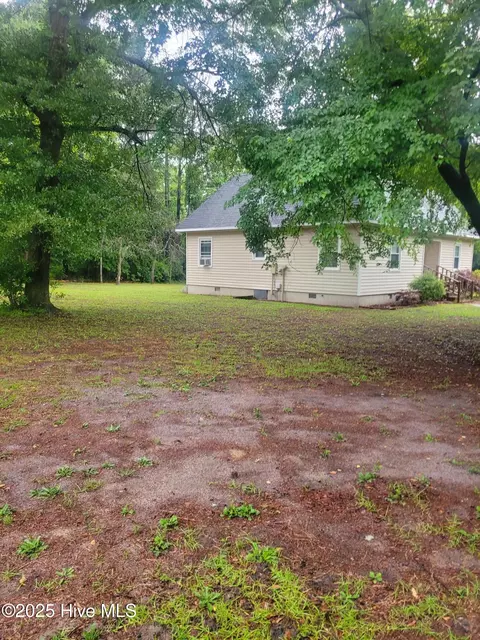 1810 Hickerson Cir, Deep Run, NC 28525 photo 21
