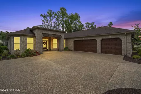 912 Jenoa Loop, Castle Hayne, NC 28429