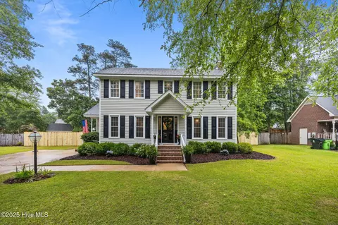 2361 Franklin Dr, Winterville, NC 28590