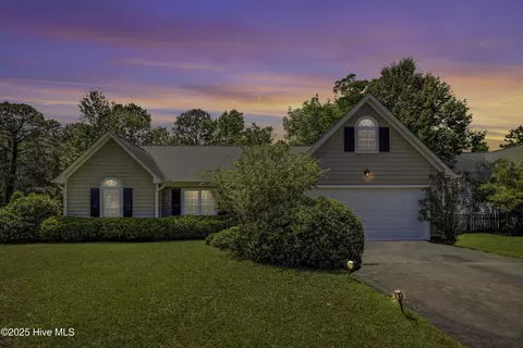 3508 Whispering Pines Ct, Wilmington, NC 28409
