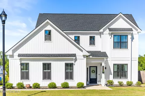 383 Grandview Dr, Hampstead, NC 28443