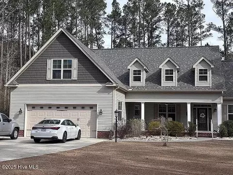 201 Shreveport Ct, Havelock, NC 28532