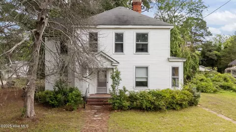 311 Whitaker St, Enfield, NC 27823