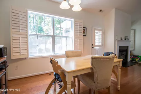 102 E Stockton Pl, Hampstead, NC 28443 photo 9