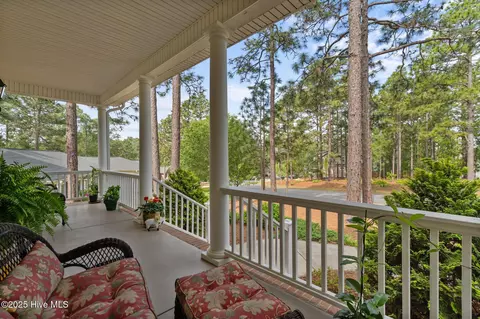 11 Brunswick Ln, Pinehurst, NC 28374 photo 2