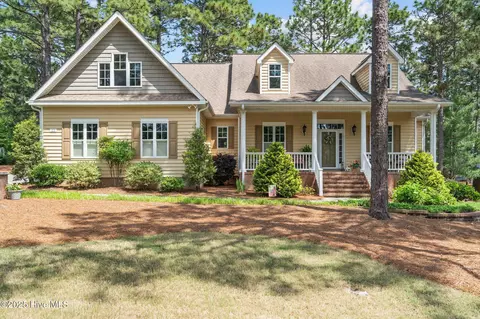 11 Brunswick Ln, Pinehurst, NC 28374