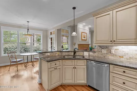 11 Brunswick Ln, Pinehurst, NC 28374 photo 10
